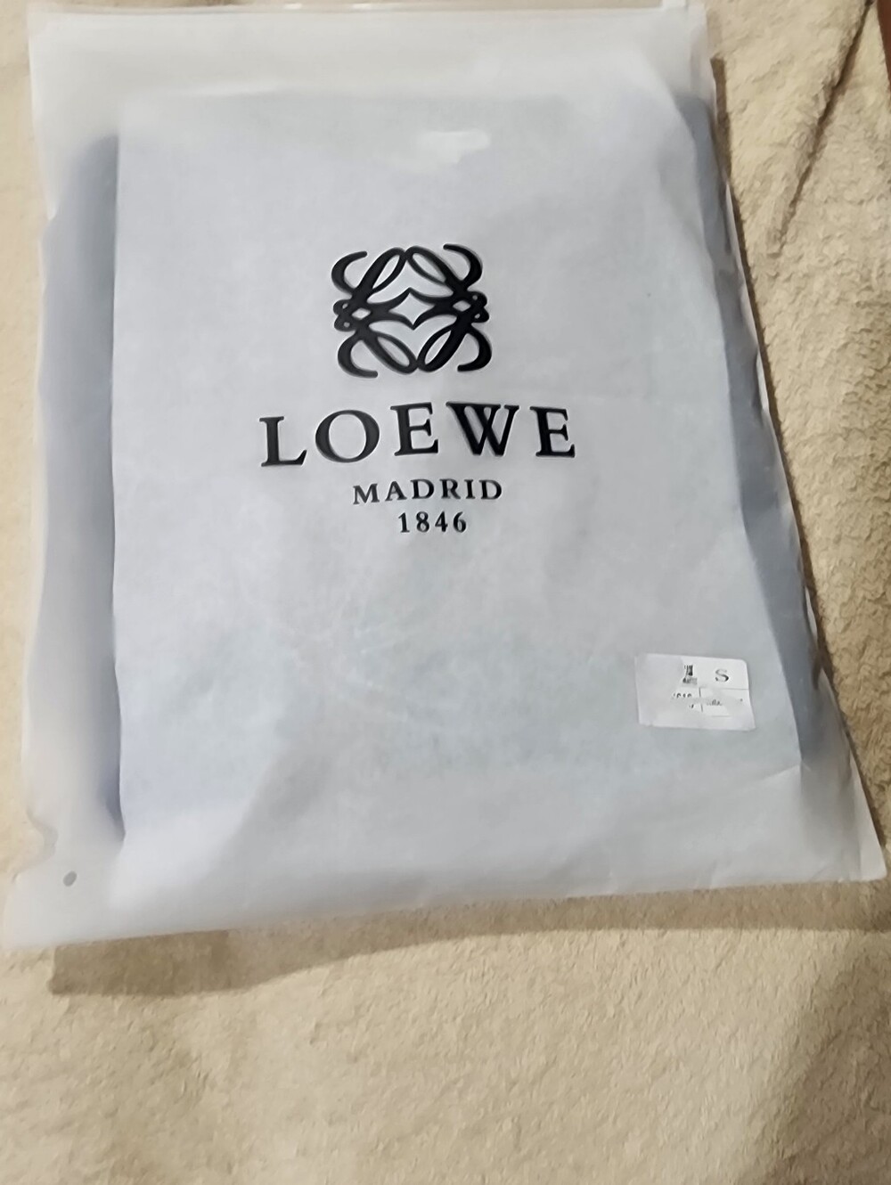 Loewe Black Embroidered Logo Crewneck Sweater Small Unisex New - Picture 11 of 11